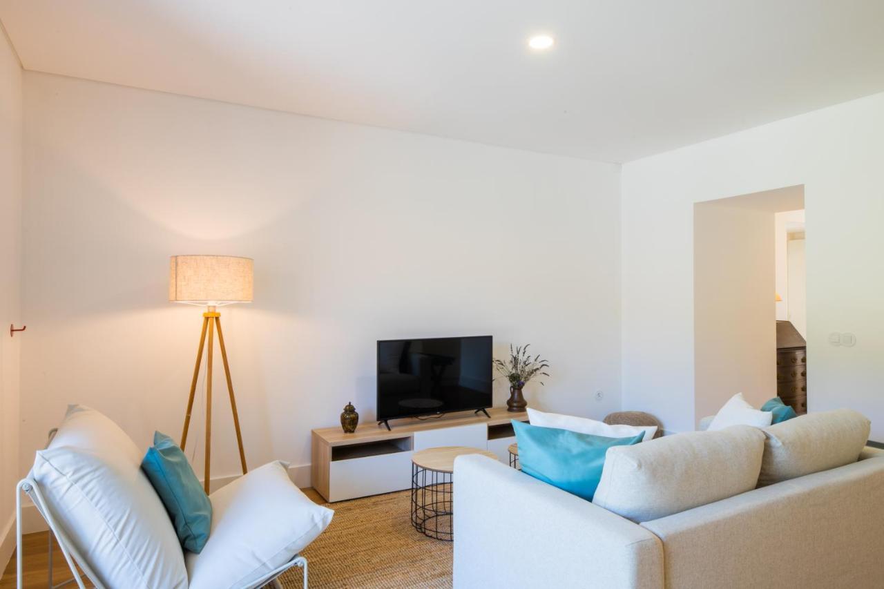 Appartamento Linden Tree House A And B Caldelas Esterno foto