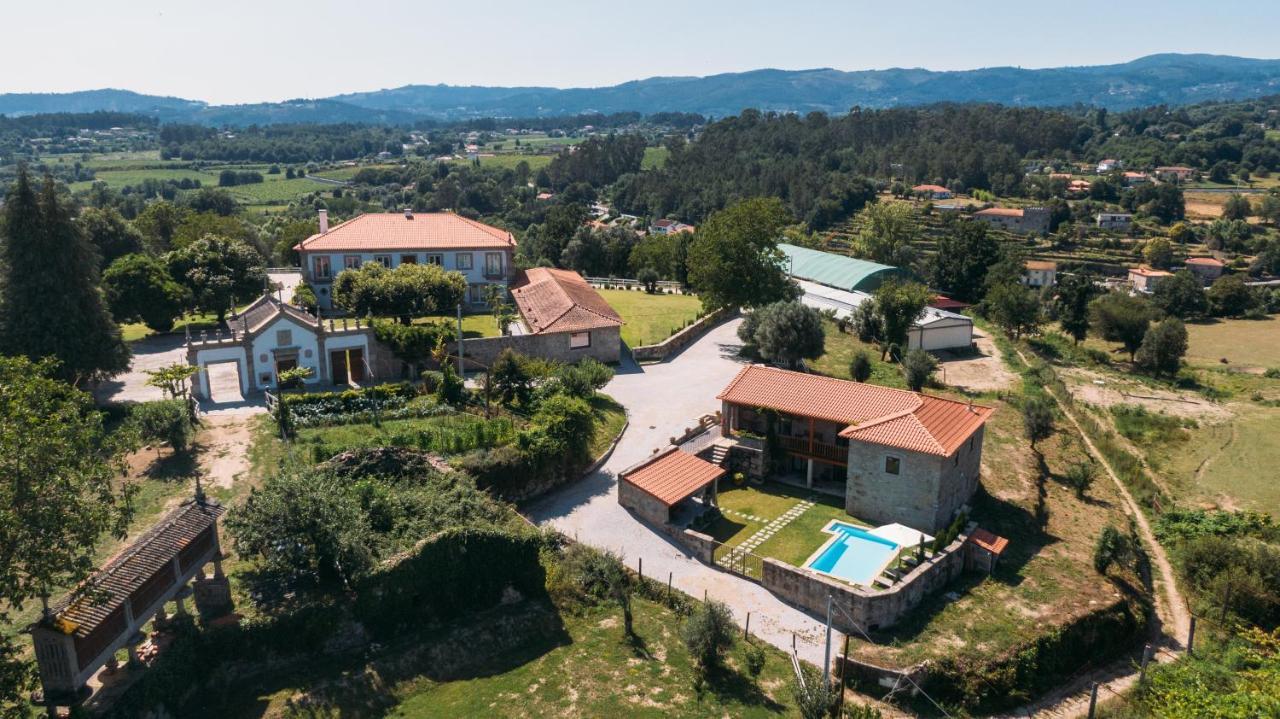Appartamento Linden Tree House A And B Caldelas Esterno foto